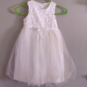 Toddlers flower girl dress